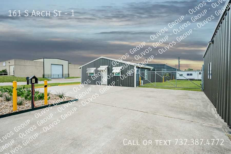 161 S Arch St #1 - Photo 7 of 7