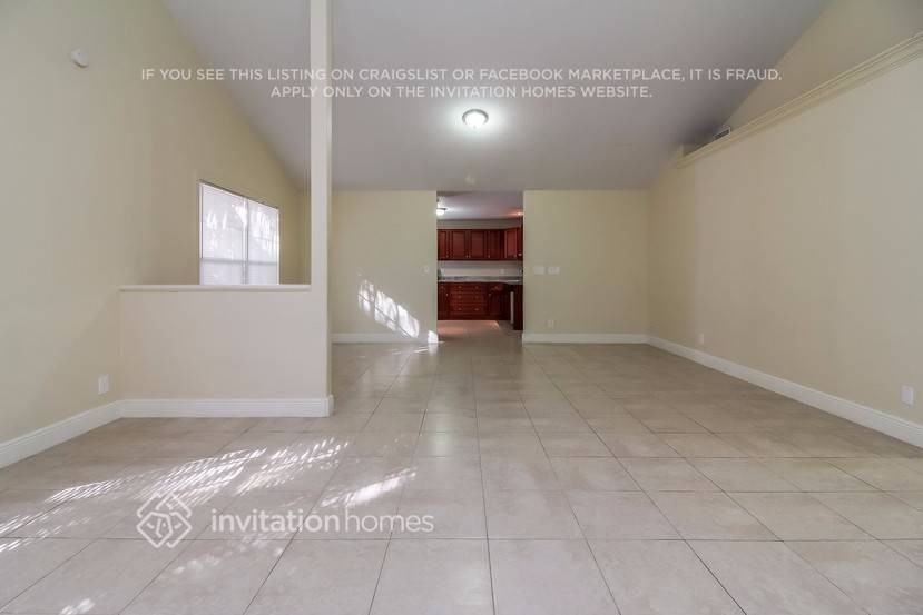 15553 67th Ct N - Photo 3 of 16