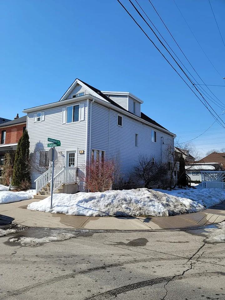 41 Fairview Ave #3 - Photo 7 of 15