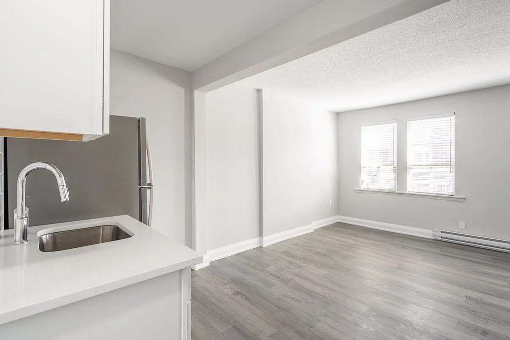 81 Gibson Ave #6 - Photo 7 of 13