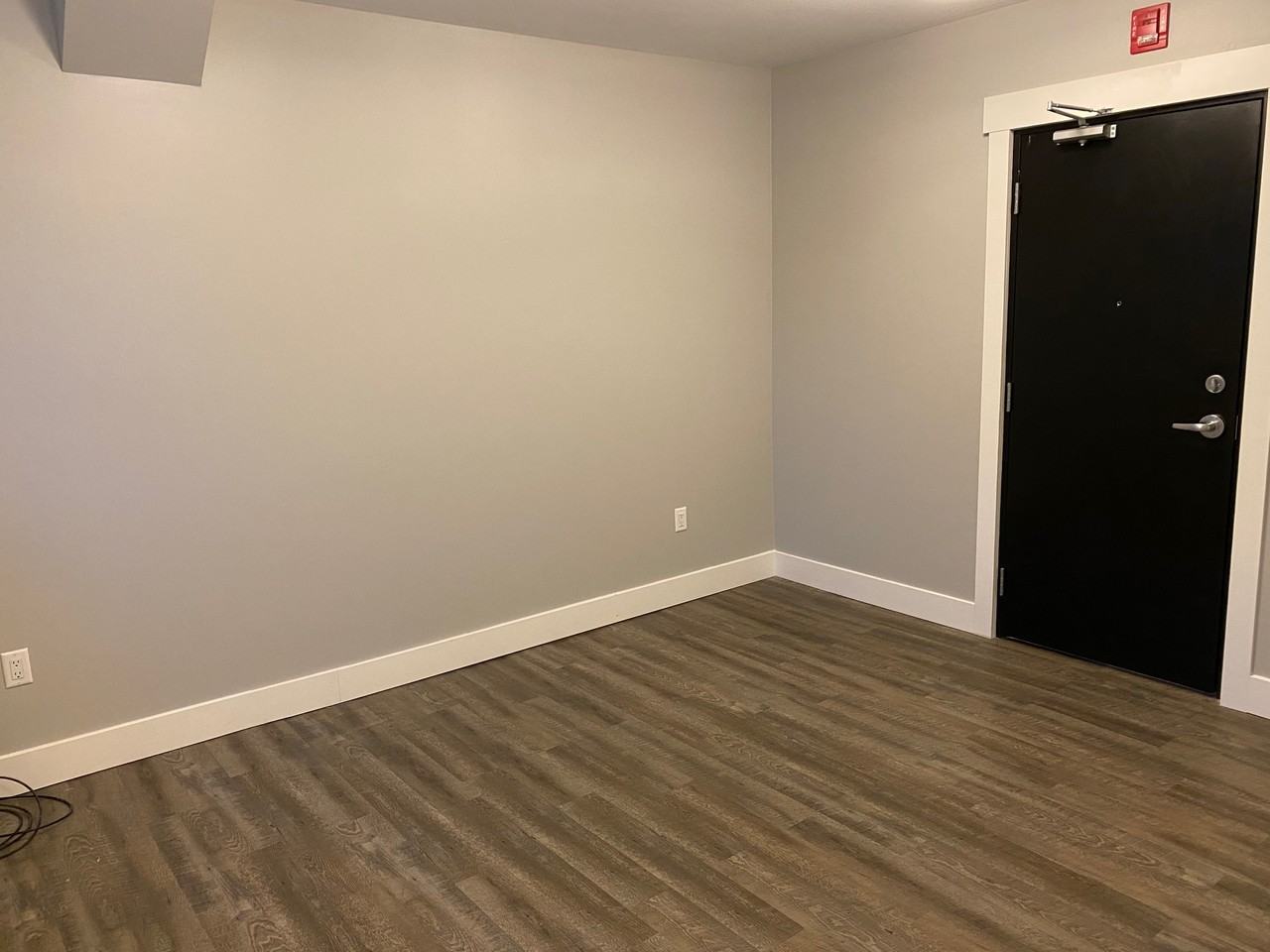 1143 Main St E #2 - Photo 6 of 14