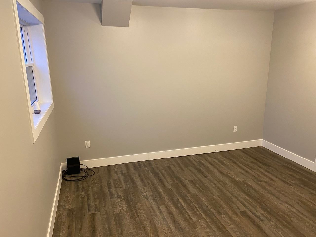 1143 Main St E #2 - Photo 7 of 14