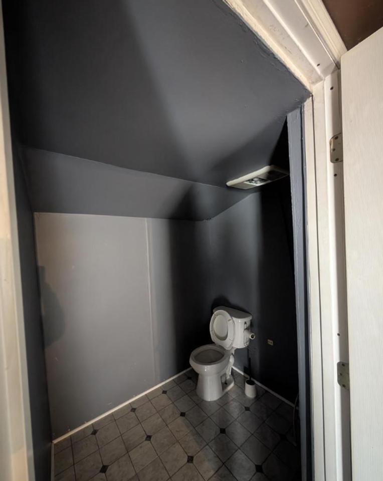 202 E Market St - Photo 5 of 11