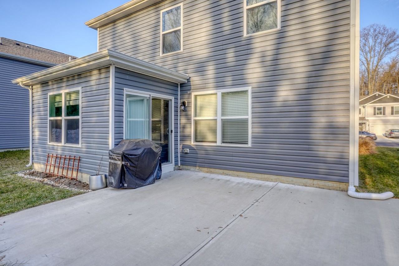 124 Currant Cir - Photo 5 of 40