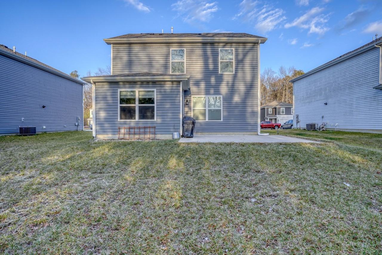 124 Currant Cir - Photo 7 of 40