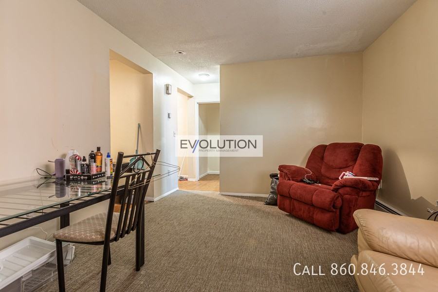 71 Williams St #D - Photo 5 of 19