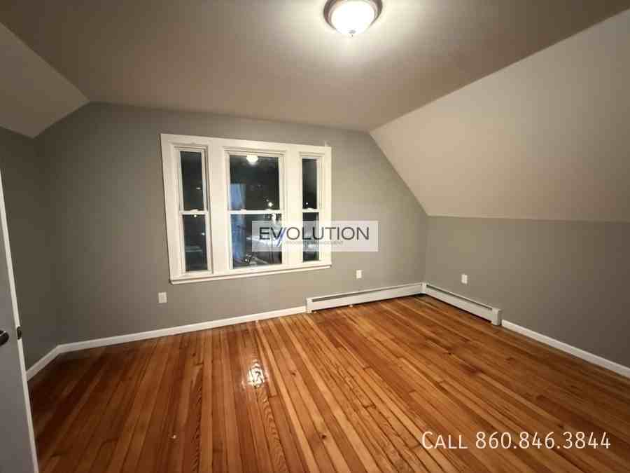 1 Sterling St #FL3 - Photo 7 of 11