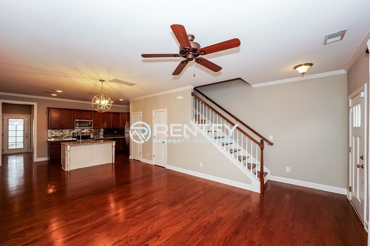 2506 Gallery Dr #1 - Photo 3 of 27