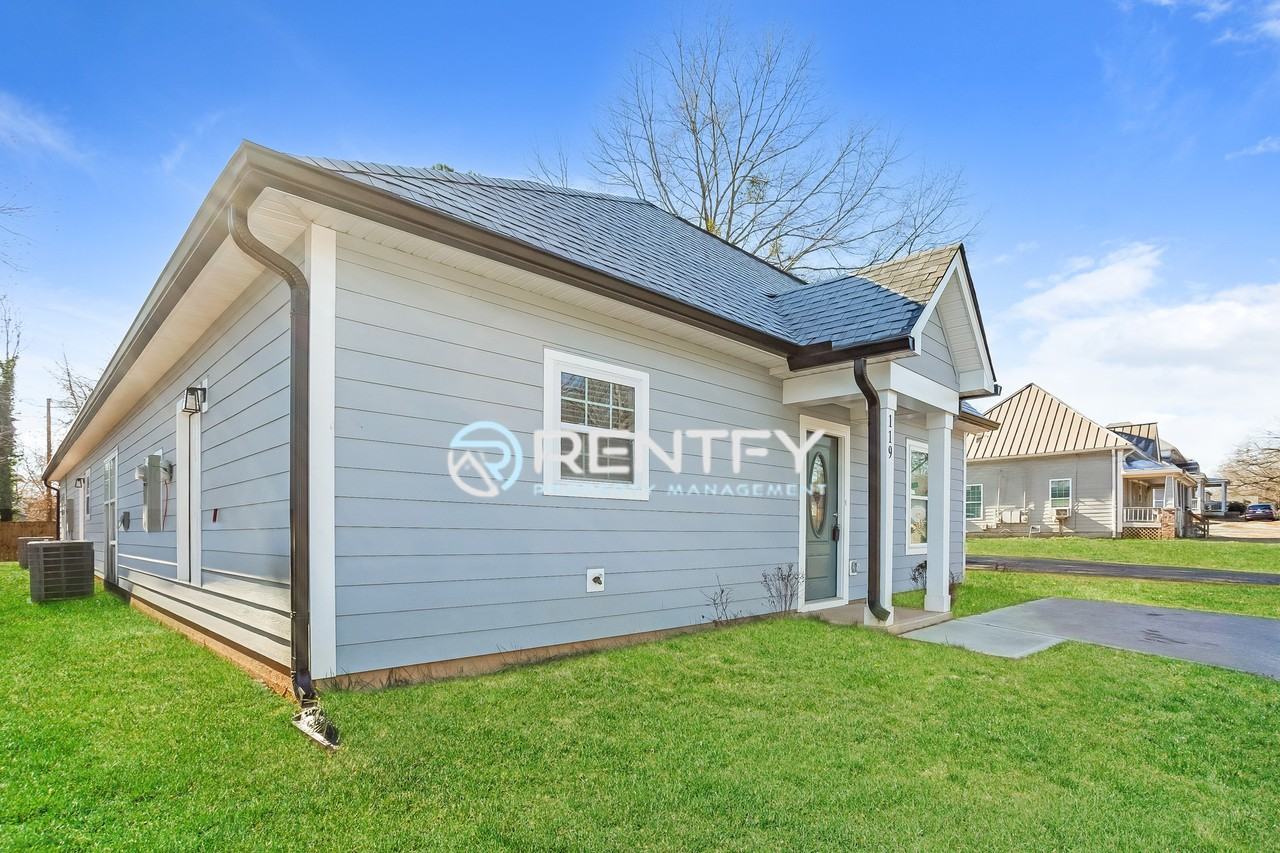 119 Walnut St - Photo 3 of 19