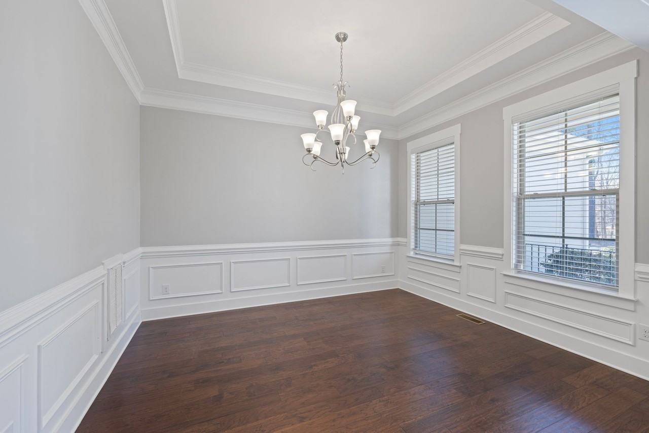 704 Kenway Loop - Photo 3 of 22