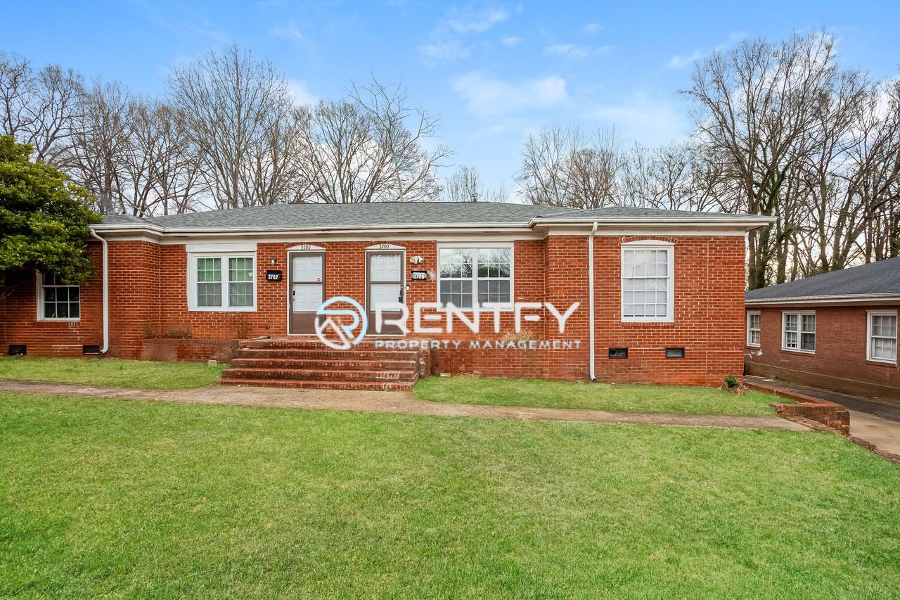 3700 Driftwood Dr #1