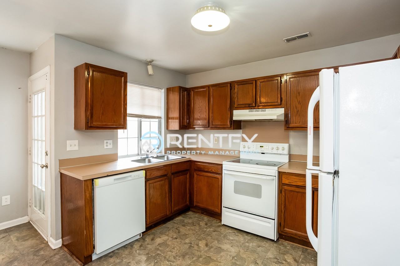 1630 Pamela Lorraine Dr - Photo 7 of 28