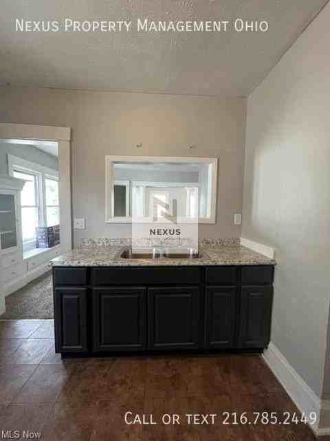 9609 Pierpont Ave #UP - Photo 6 of 10