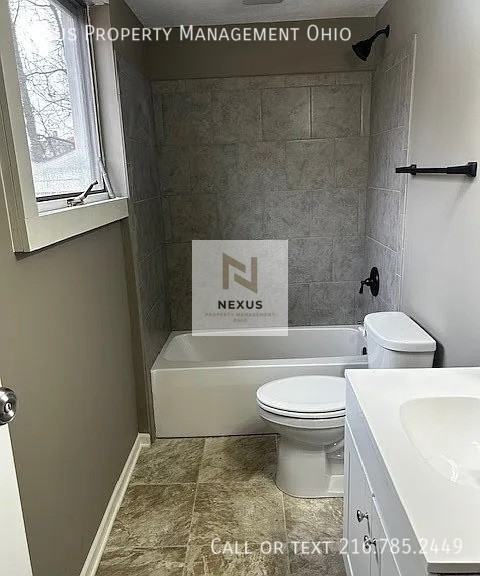 240 Arch St - Photo 4 of 6