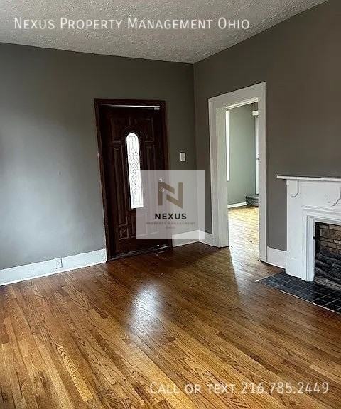 240 Arch St - Photo 5 of 6