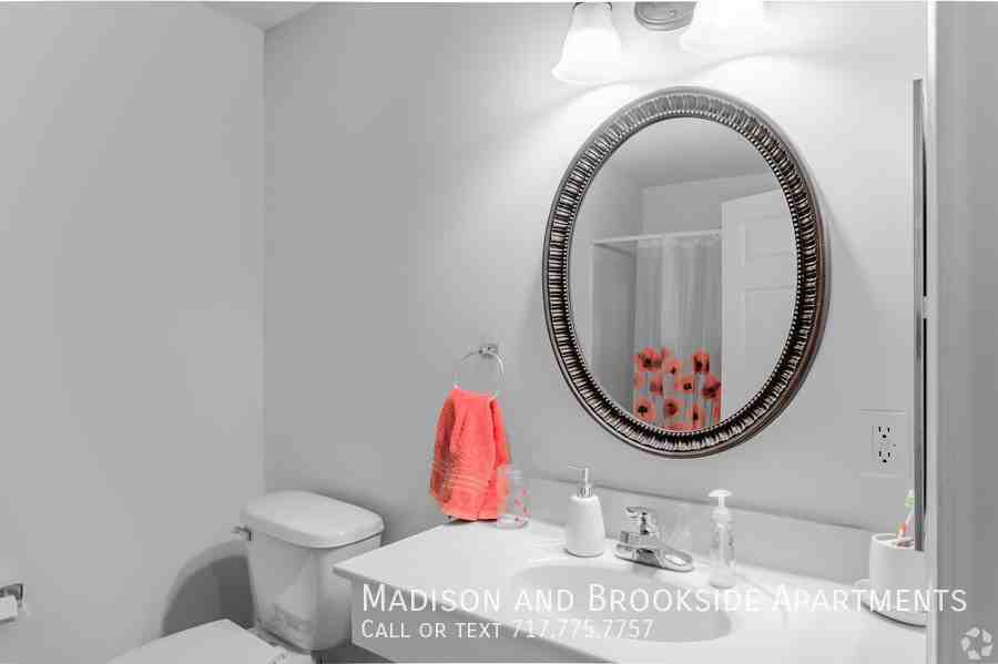 14 Kenneth Ave - Photo 4 of 7