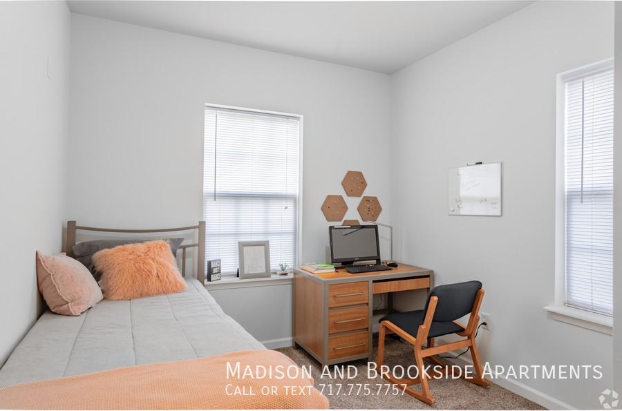 14 Kenneth Ave #L - Photo 3 of 8