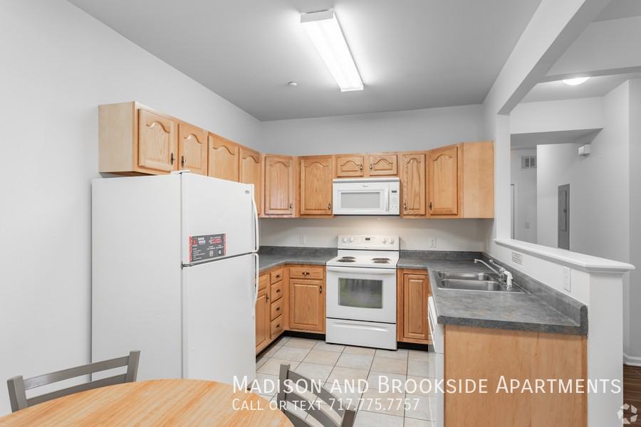 14 Kenneth Ave #L - Photo 4 of 8