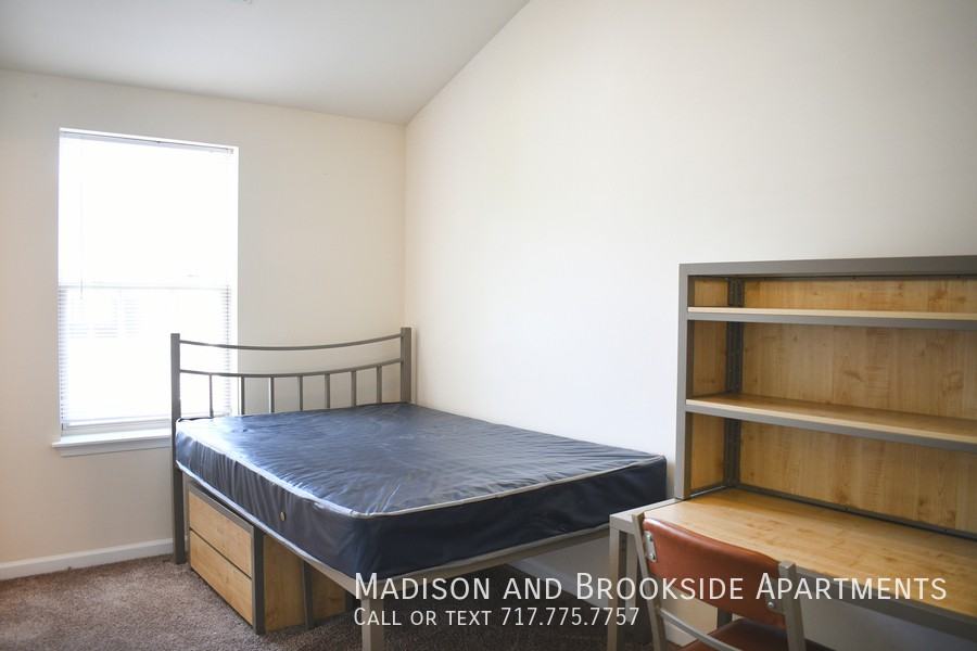 101 Brookside Ave #S - Photo 4 of 4