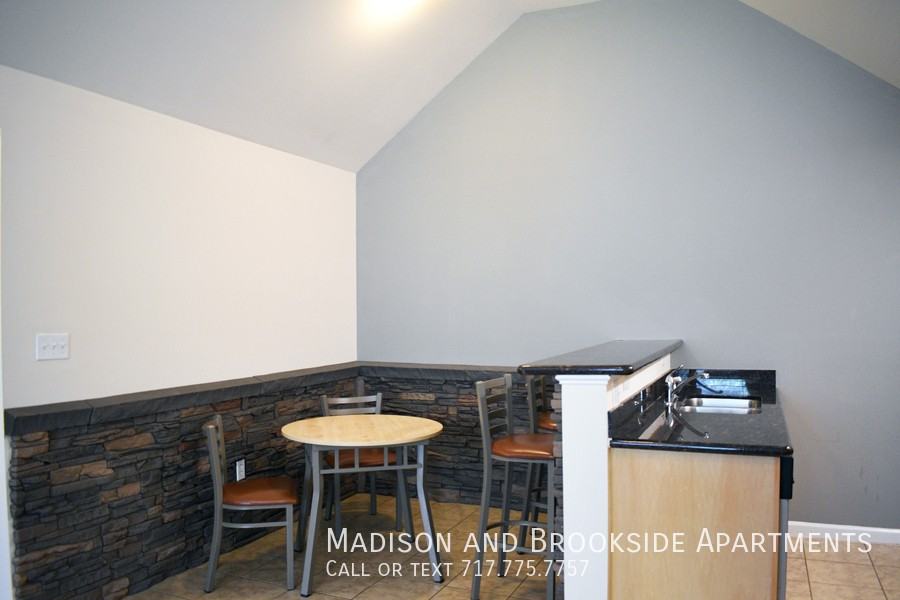 101 Brookside Ave #V - Photo 3 of 6