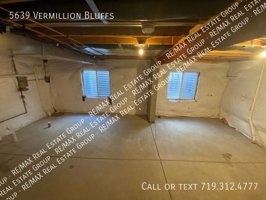 5639 Vermillion Bluffs Dr - Photo 4 of 14