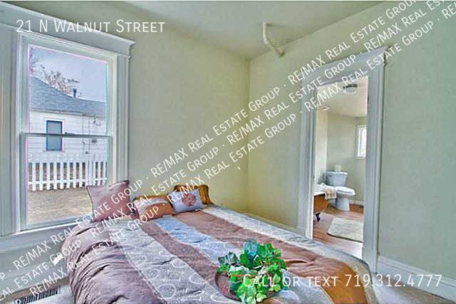 21 N Walnut St - Photo 5 of 13