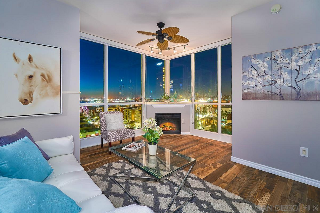 300 W Beech St #1003A - Photo 5 of 27