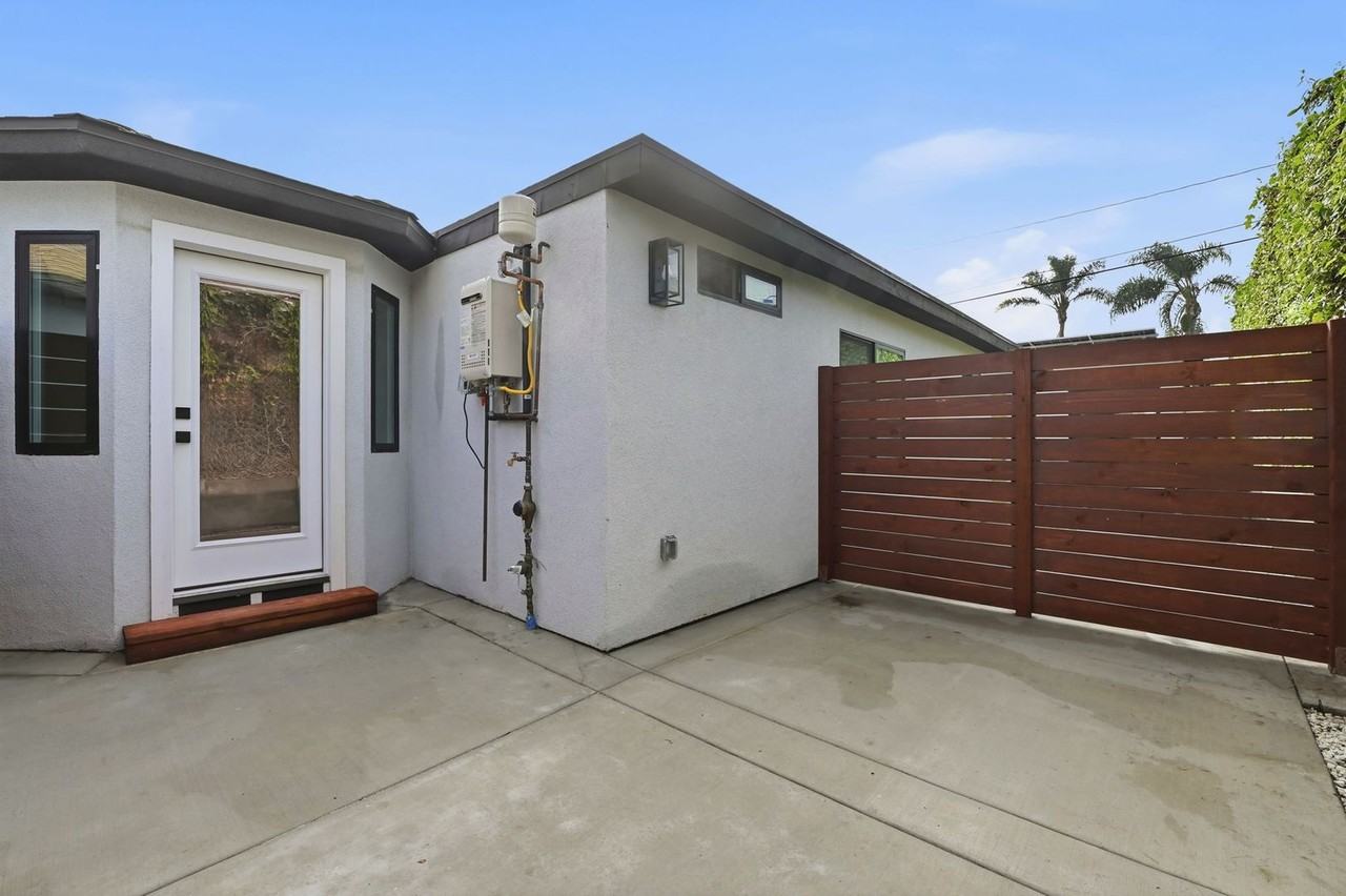 2735 Broadway #3 - Photo 2 of 15