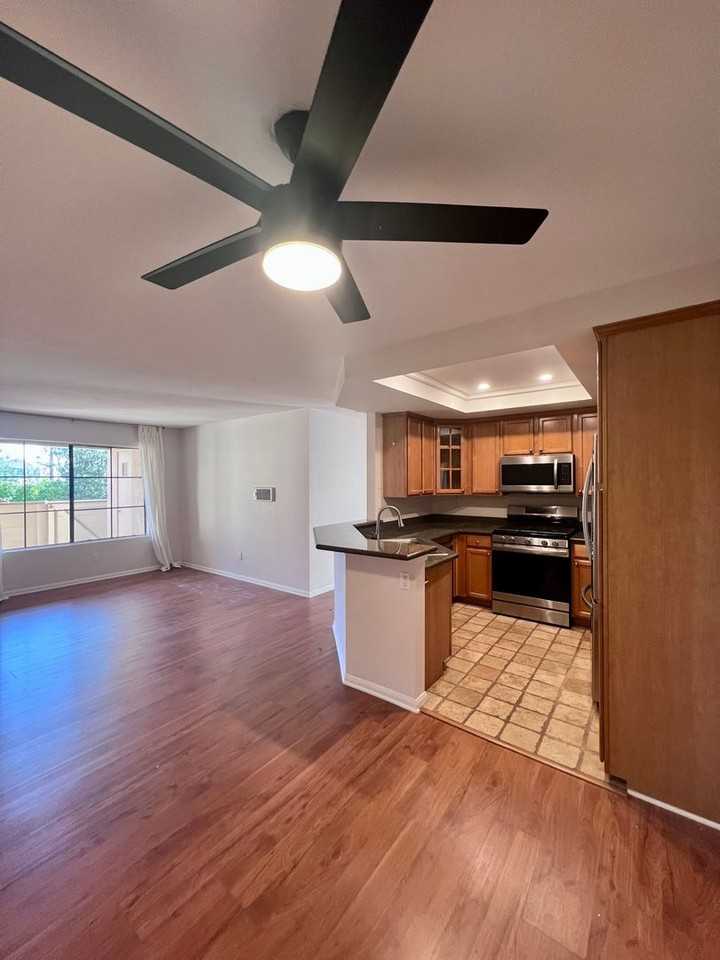 12695 Camino Mira Del Mar #117 - Photo 4 of 15