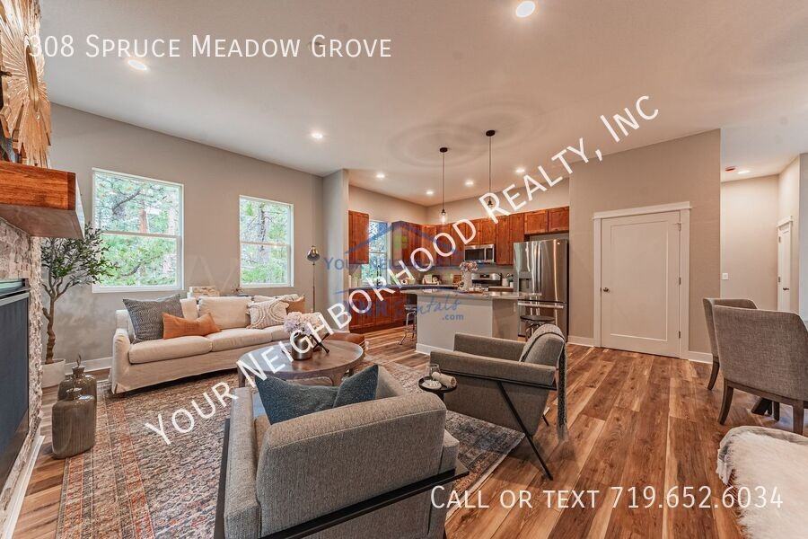 308 Spruce Meadow Grv - Photo 3 of 32