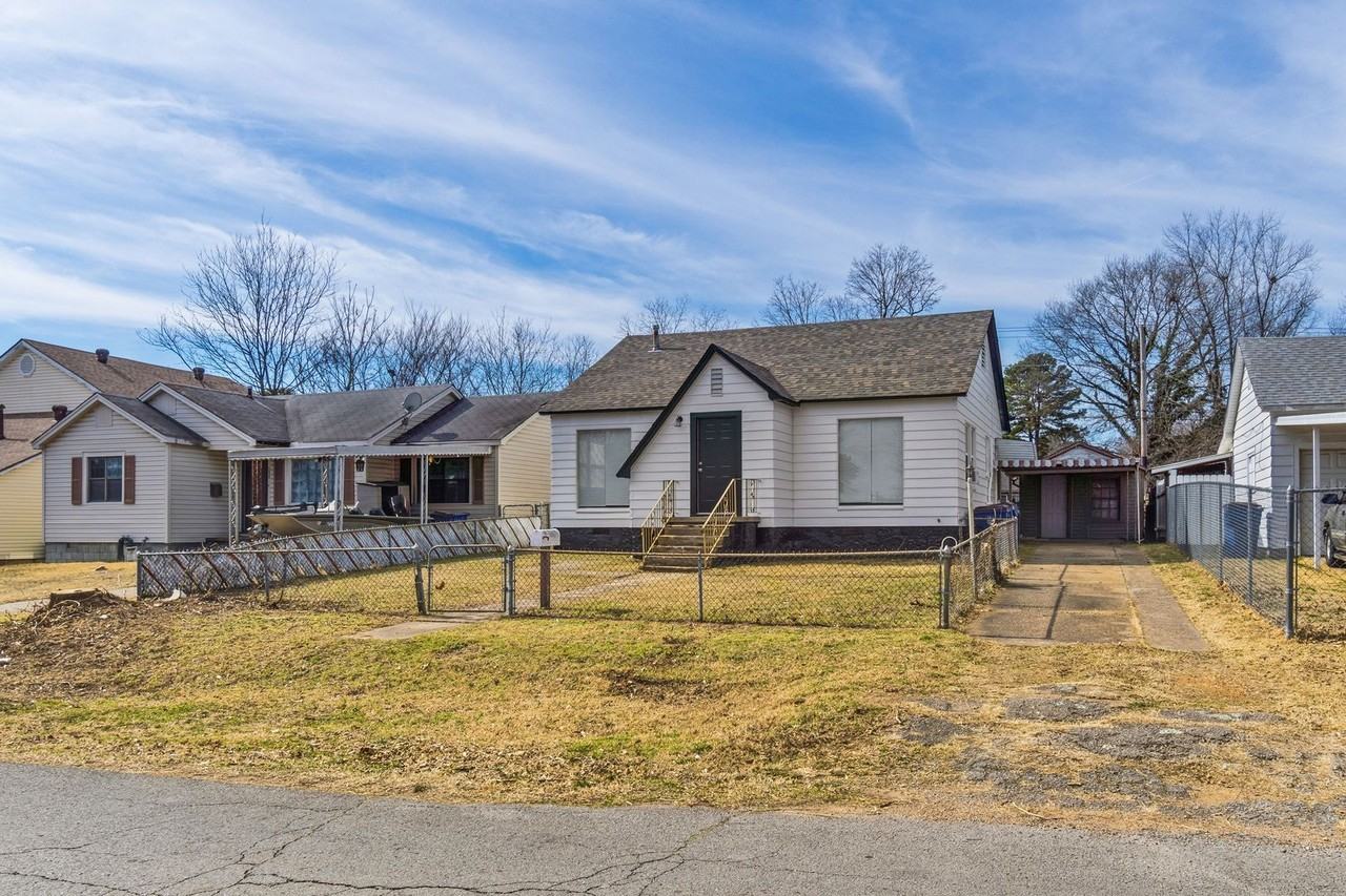 1511 N 39th St - Photo 2 of 25