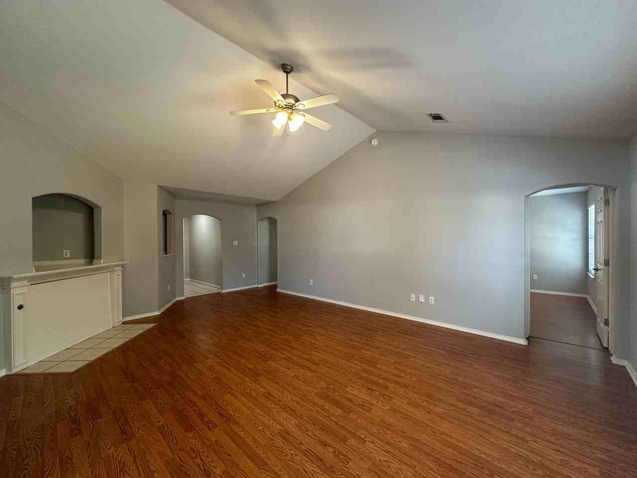 609 Apple Valley Dr - Photo 6 of 30