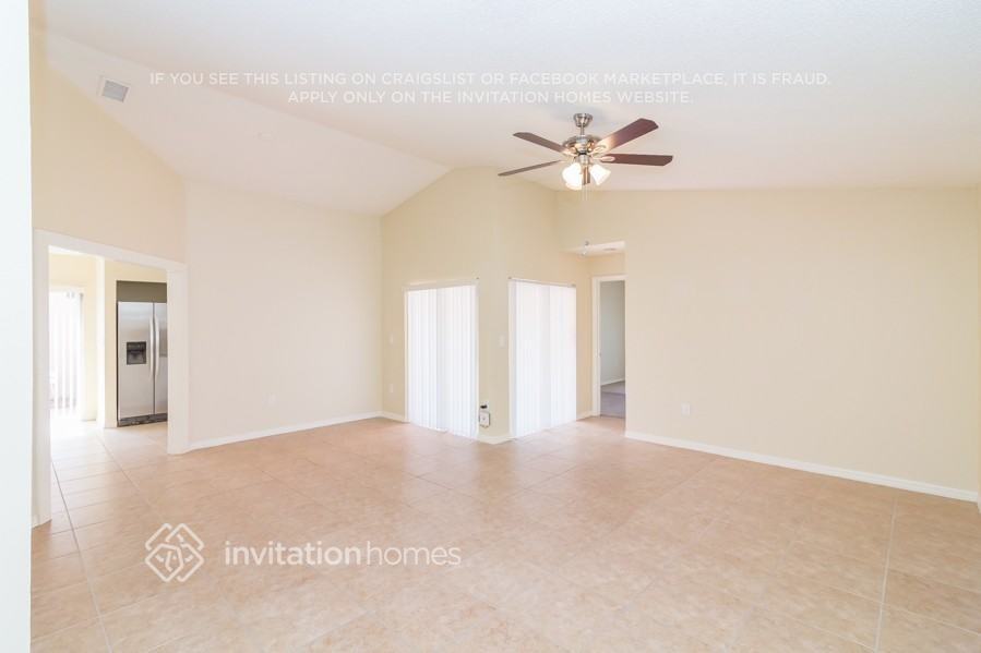 1906 Sw 123rd Ave - Photo 3 of 16