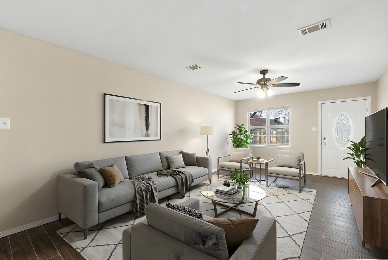 909 Essex St - Photo 3 of 23