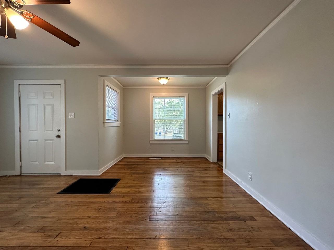 4024 Macarthur Dr - Photo 2 of 18