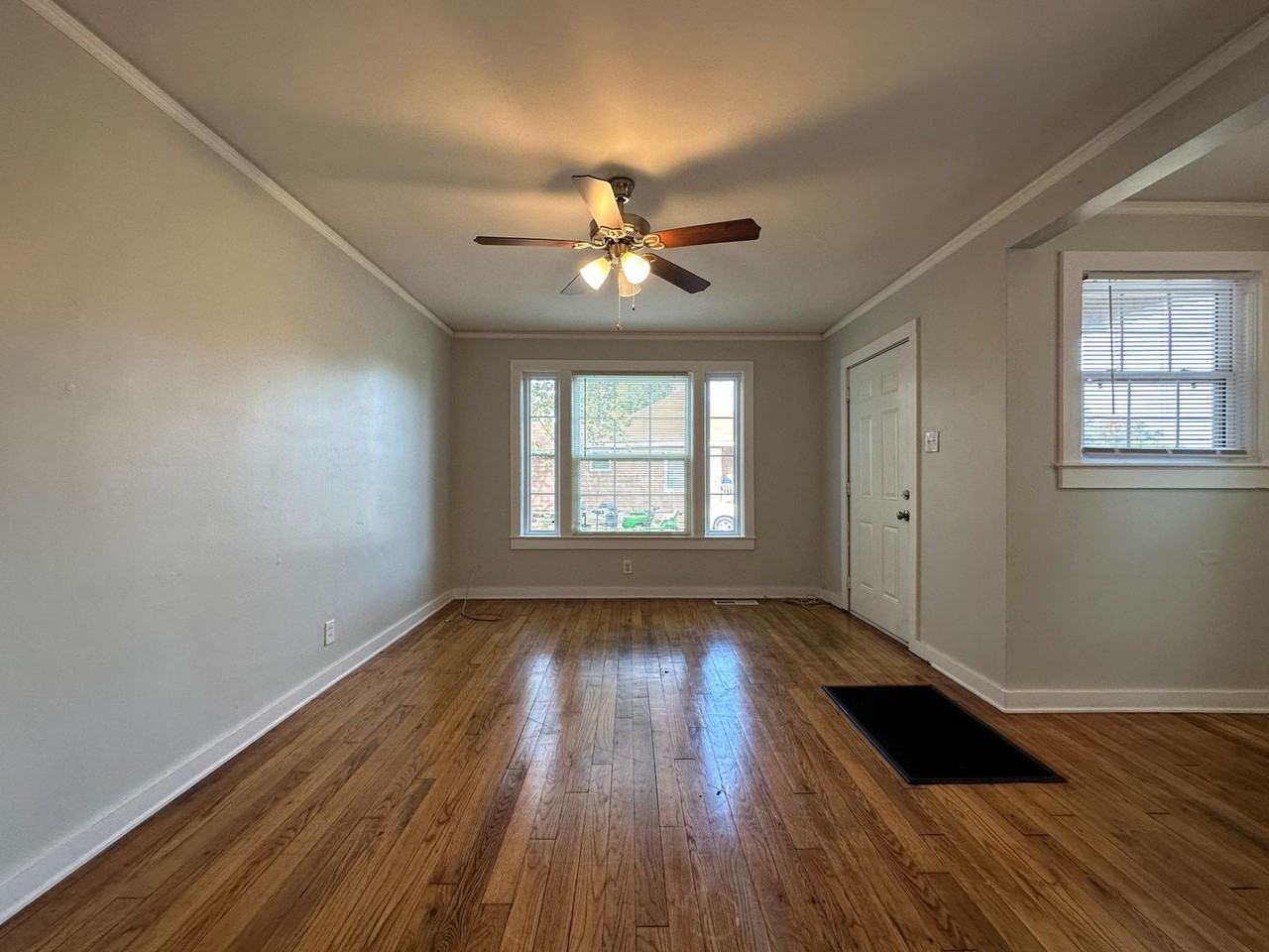 4024 Macarthur Dr - Photo 4 of 18