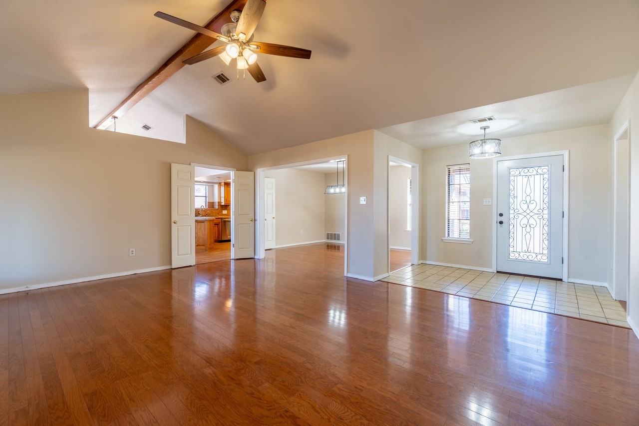 1505 N 9th St - Photo 3 of 21