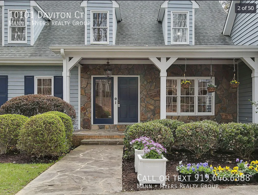 10101 Daviton Ct - Photo 3 of 18