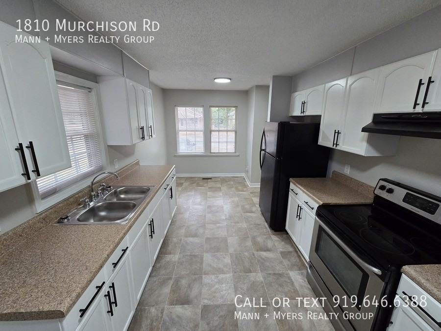 1810 Murchison Rd - Photo 7 of 20