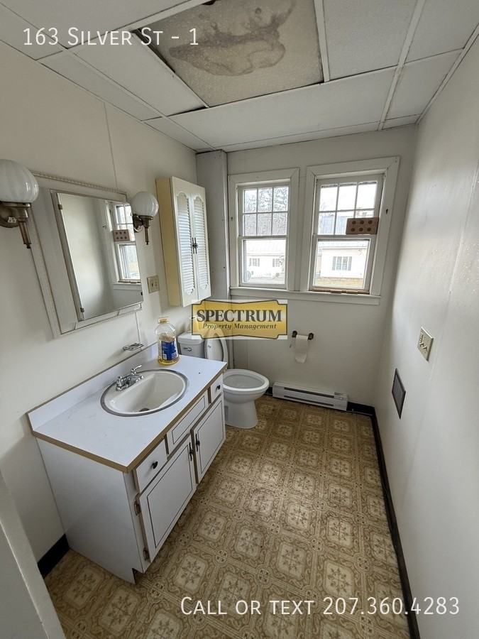 163 Silver St #1 - Photo 4 of 5