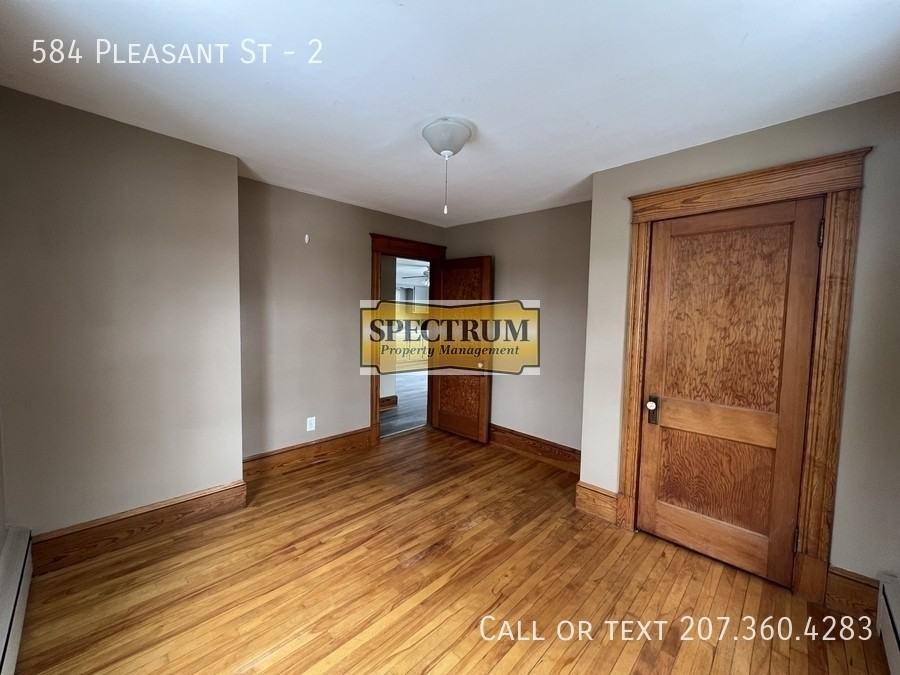 584 Pleasant St #2 - Photo 6 of 17
