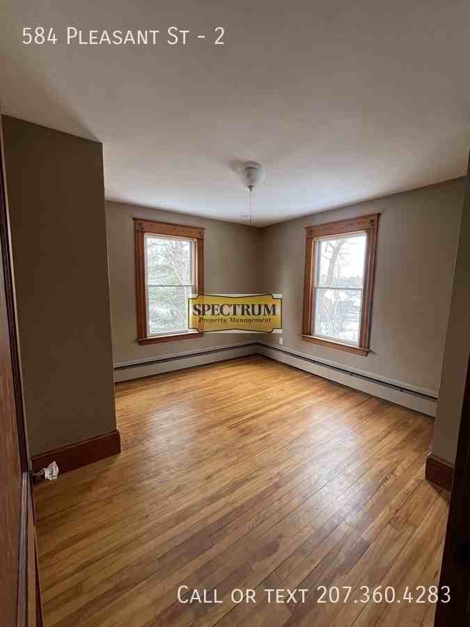 584 Pleasant St #2 - Photo 7 of 17