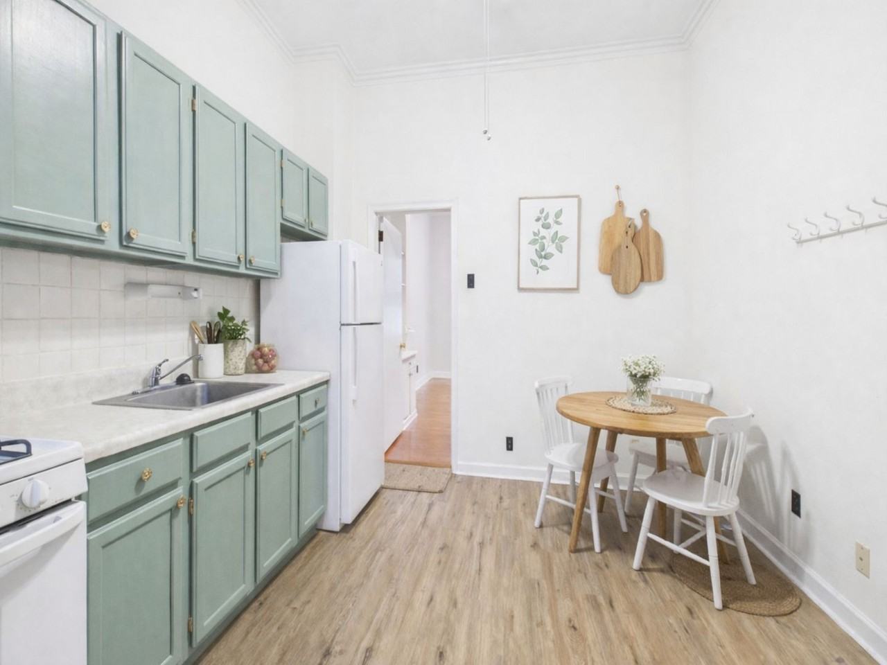 148 N 21st St - Photo 5 of 10