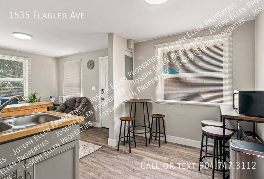 1535 Flagler Ave - Photo 6 of 13