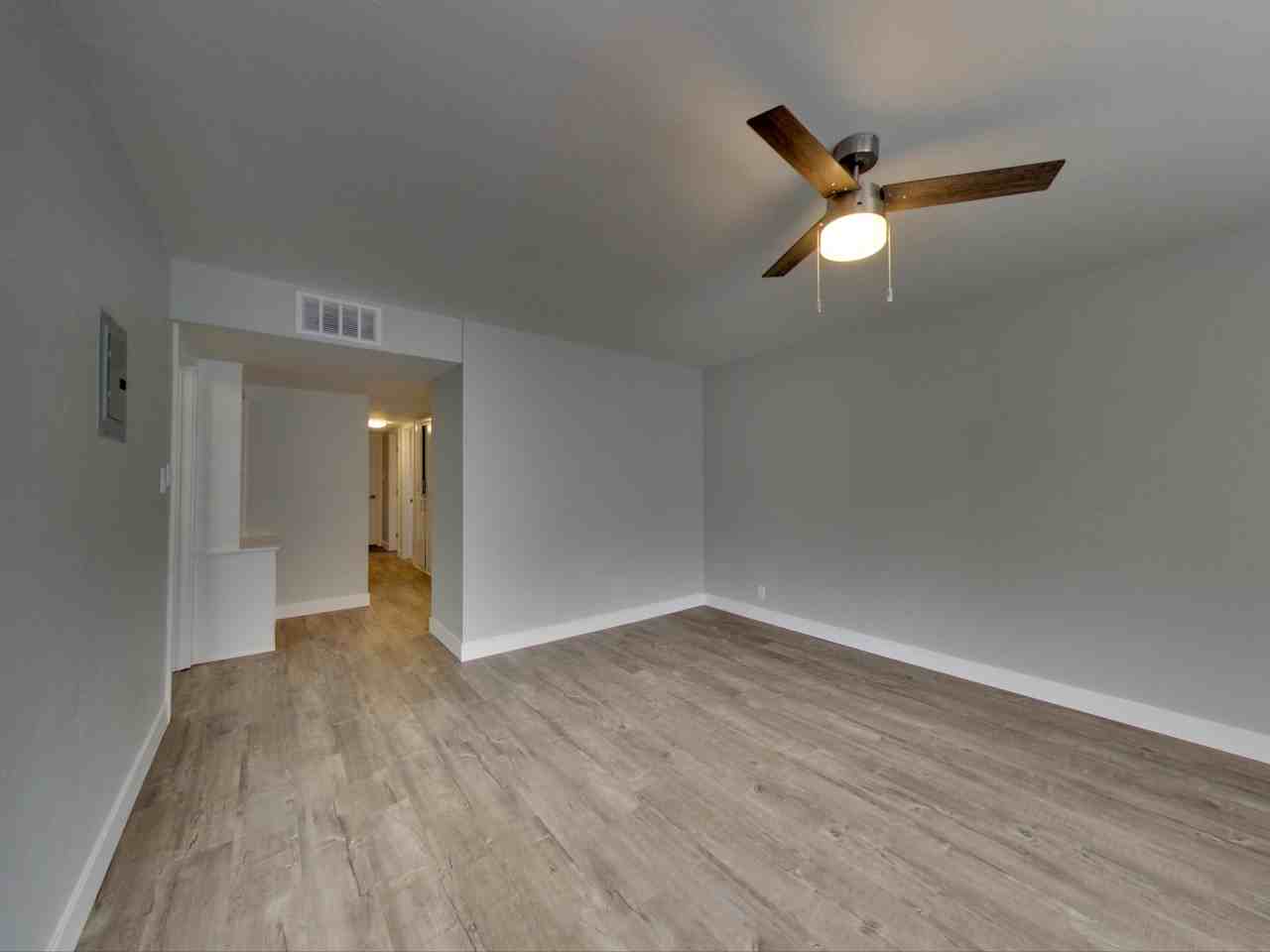 311 Lester Ave #12 - Photo 4 of 28
