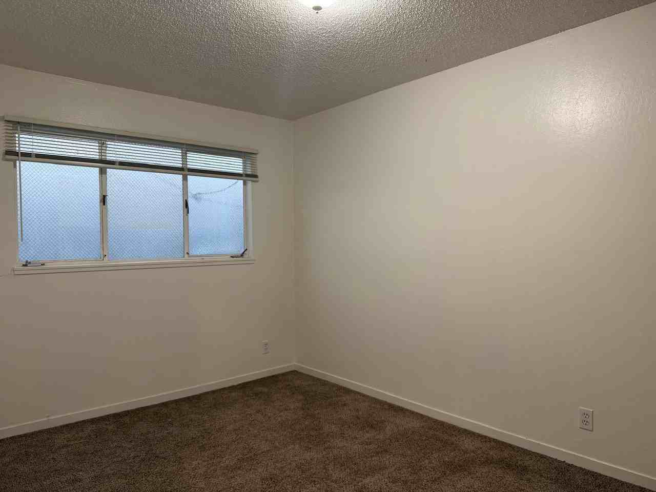 1644 Prince St #5 - Photo 7 of 13