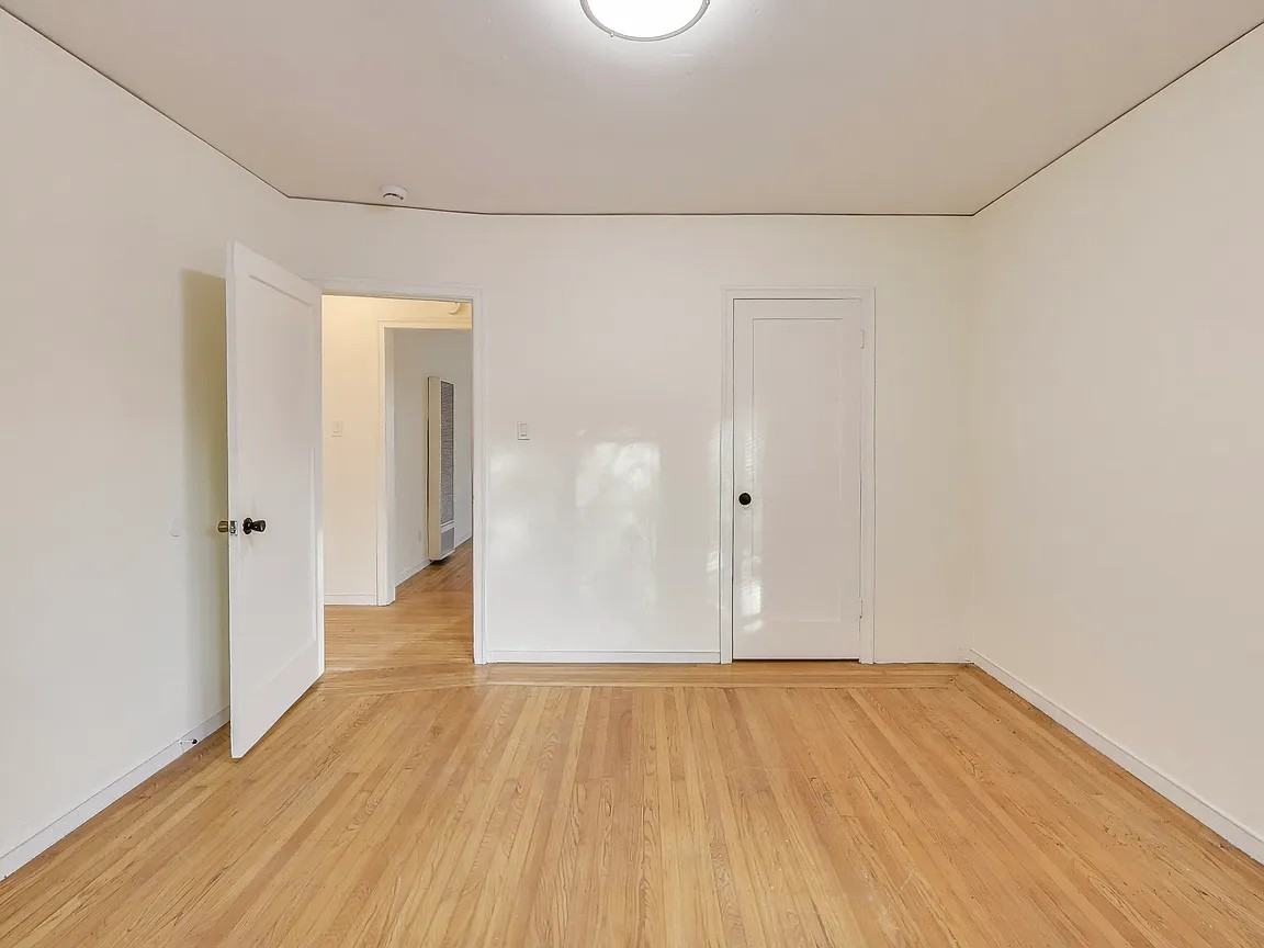 33 Home Pl E #A - Photo 2 of 10