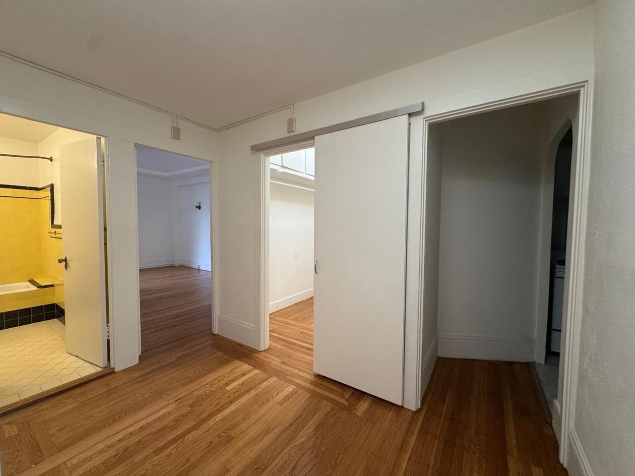 565 Geary St #306 - Photo 6 of 7