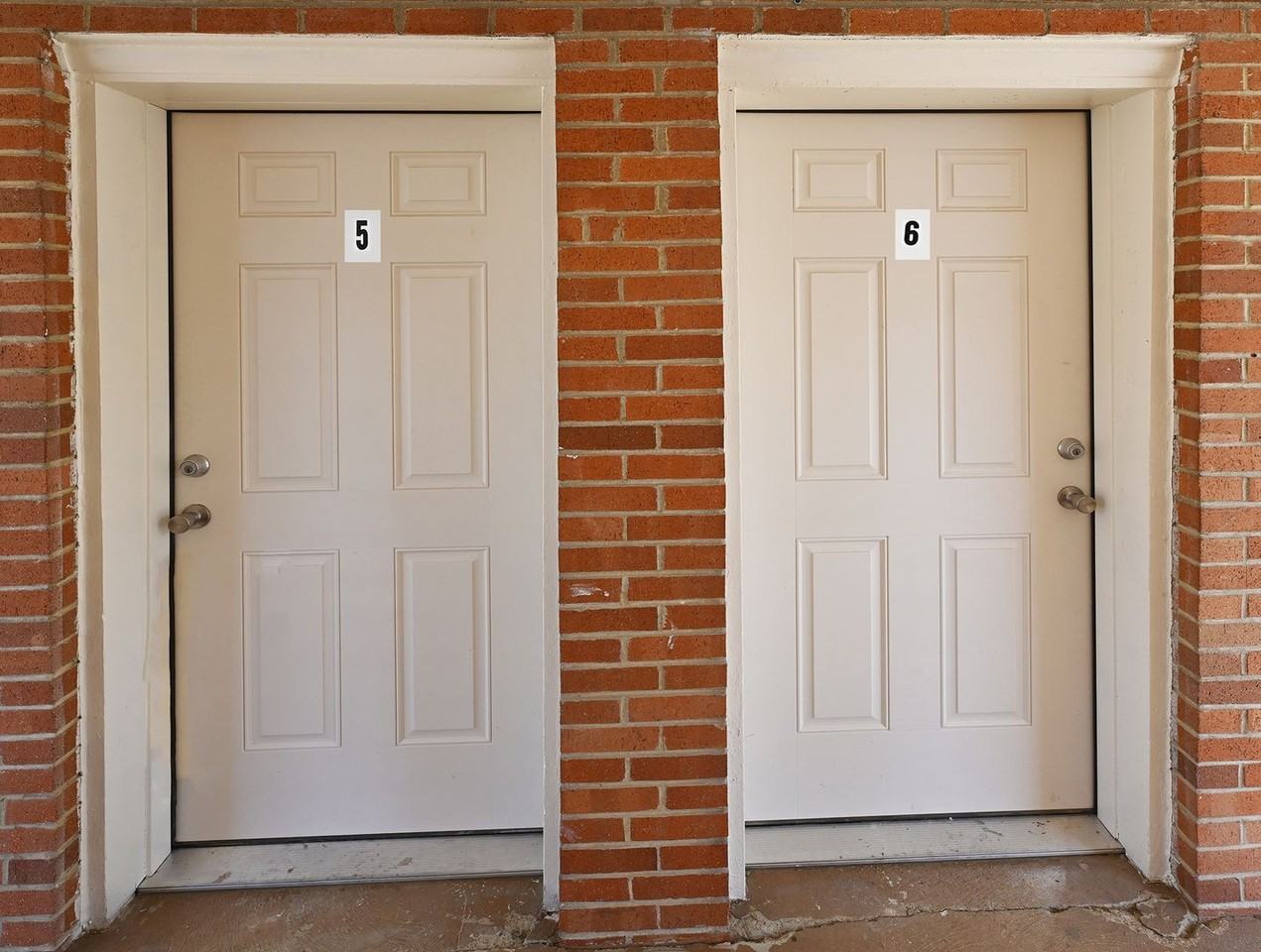 225 Hillside Cir #6 - Photo 4 of 48