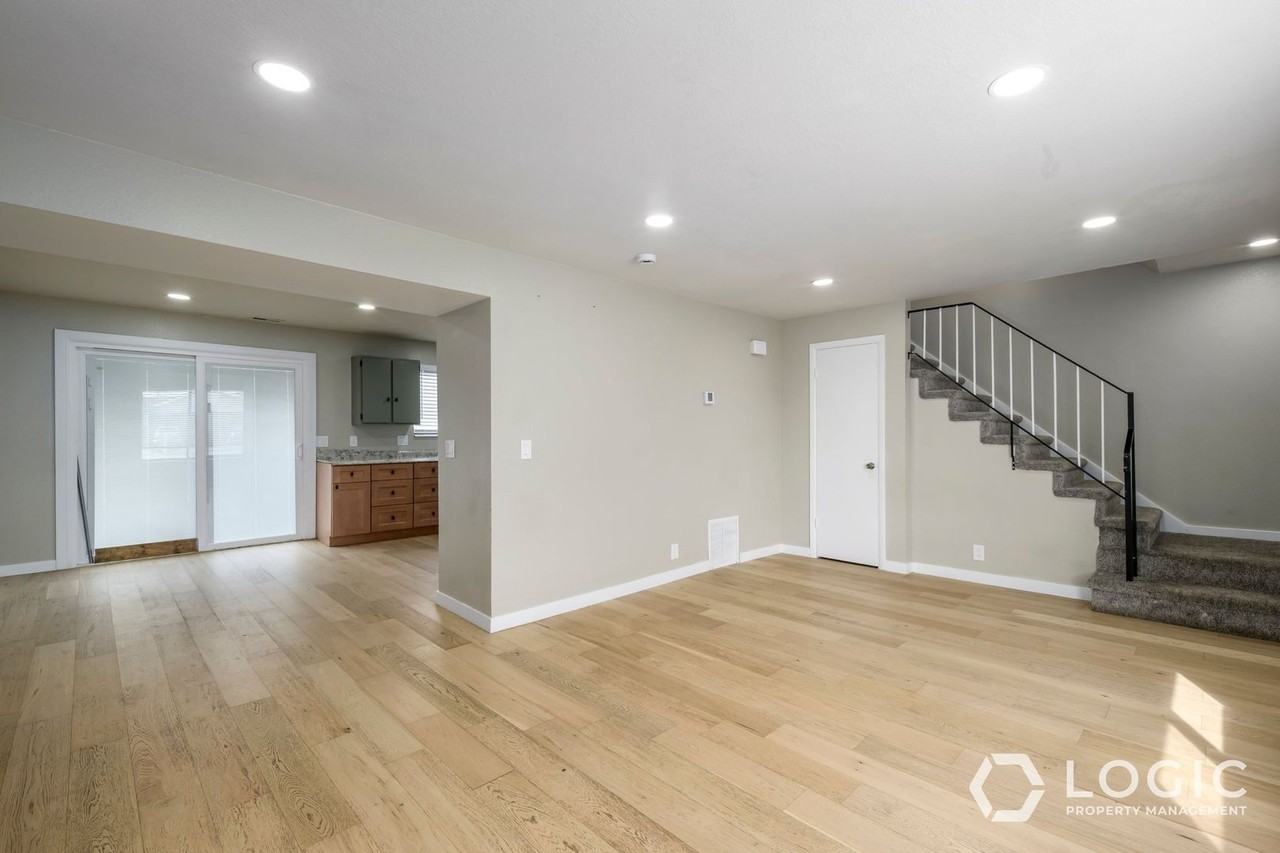 2346 S 1440 W - Photo 6 of 20